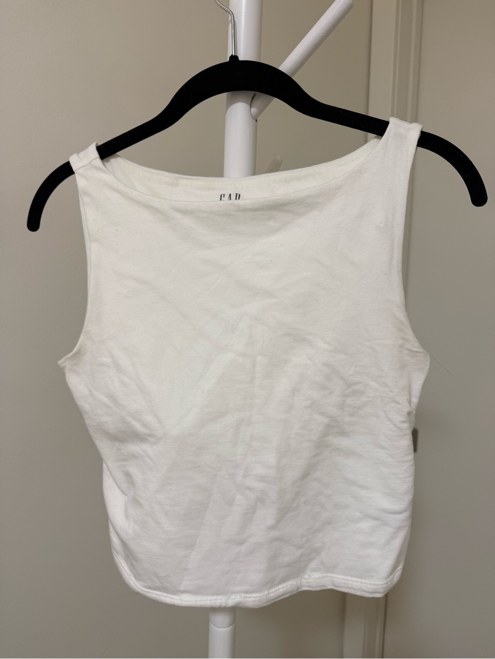 GAP White Scoop Neck Cotton Tank Top